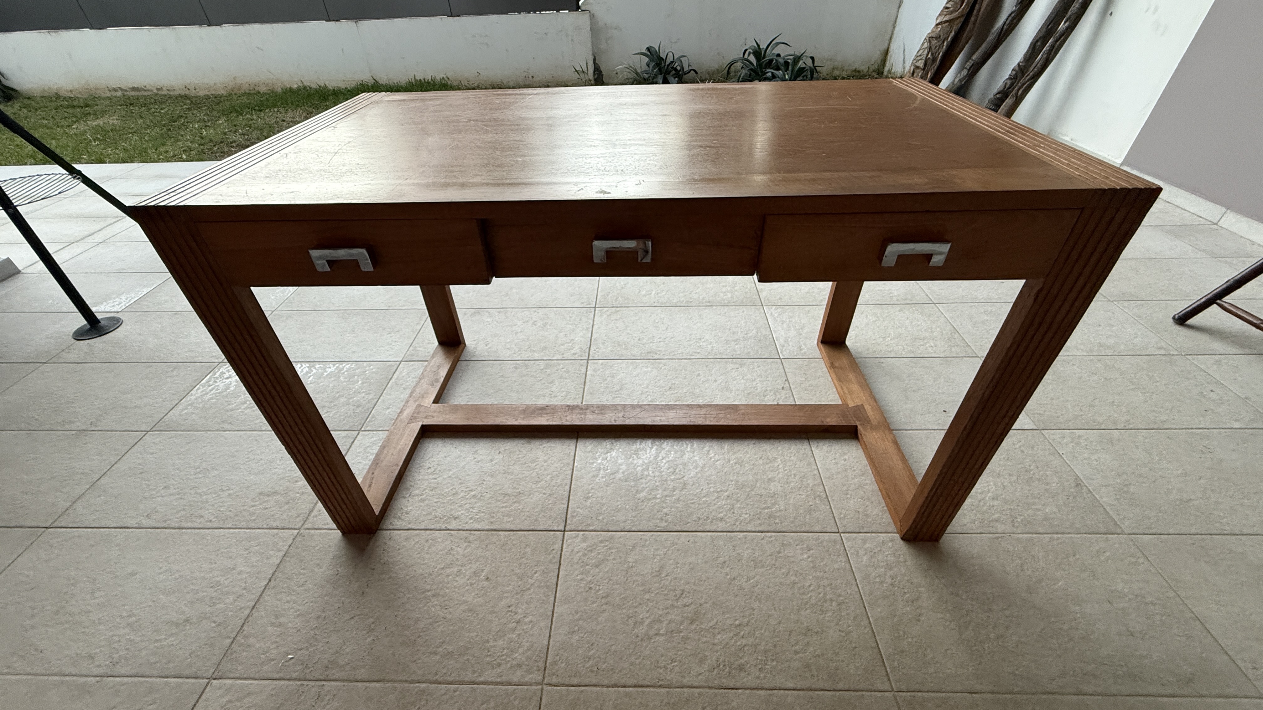 A vendre bureau en teck